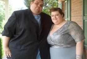 Семейная пара из США смогла сбросить на двоих 237 кг за 19 месяцев строгой диеты и физических упражнений