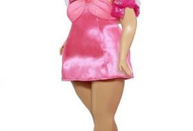 Создатели сайта для полных женщин предложили идею создания куклы Барби