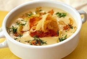 Сырный суп-пюре с гренками